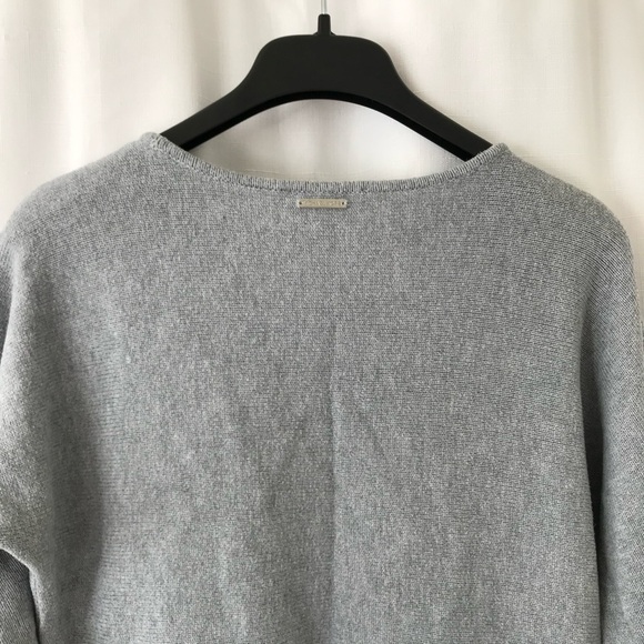 Micheal micheal kors gray long sleeve  sweater size medium Zipper sides - Picture 8 of 11
